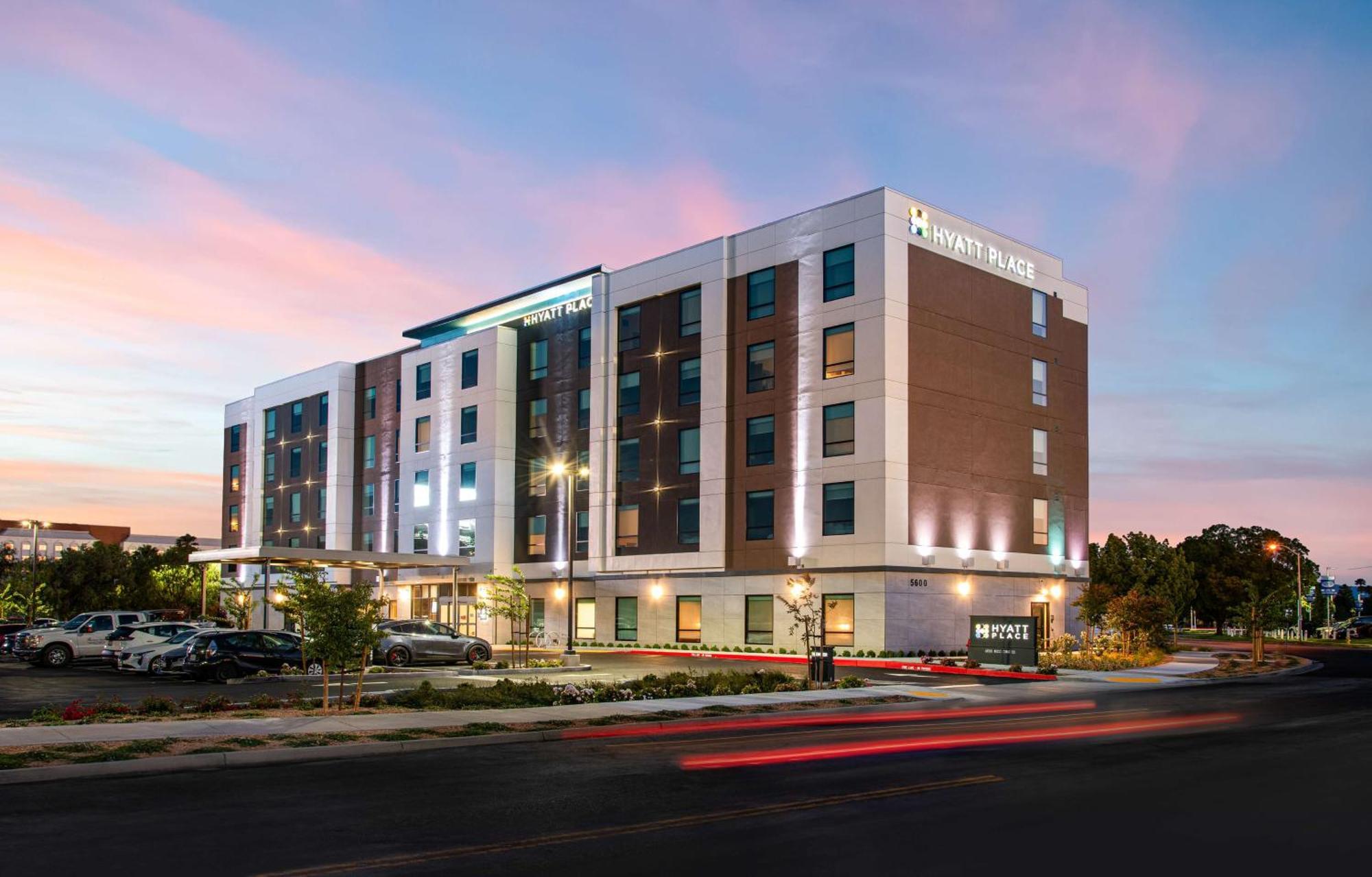 Hyatt Place Newark-Silicon Valley Exterior photo